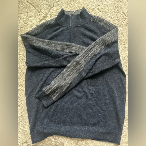 Kinross Cashmere - Men's Blue and Gray Zip Up Sweater - Picture 5 of 6